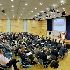 Reihenbestuhlung im Saal Ruhr